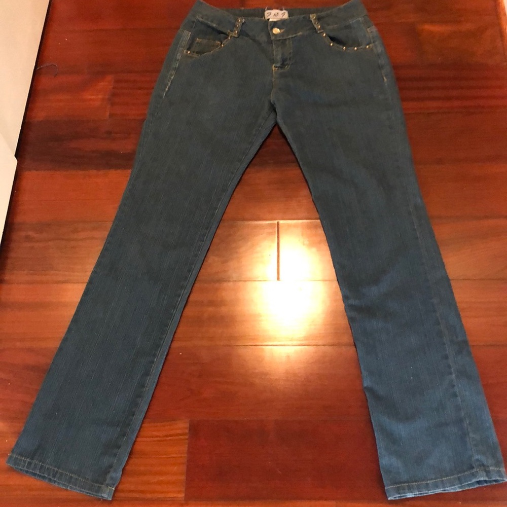 3/$30 Embellished F&F Stretch Bootcut Indigo Blue Jeans SIZE 5